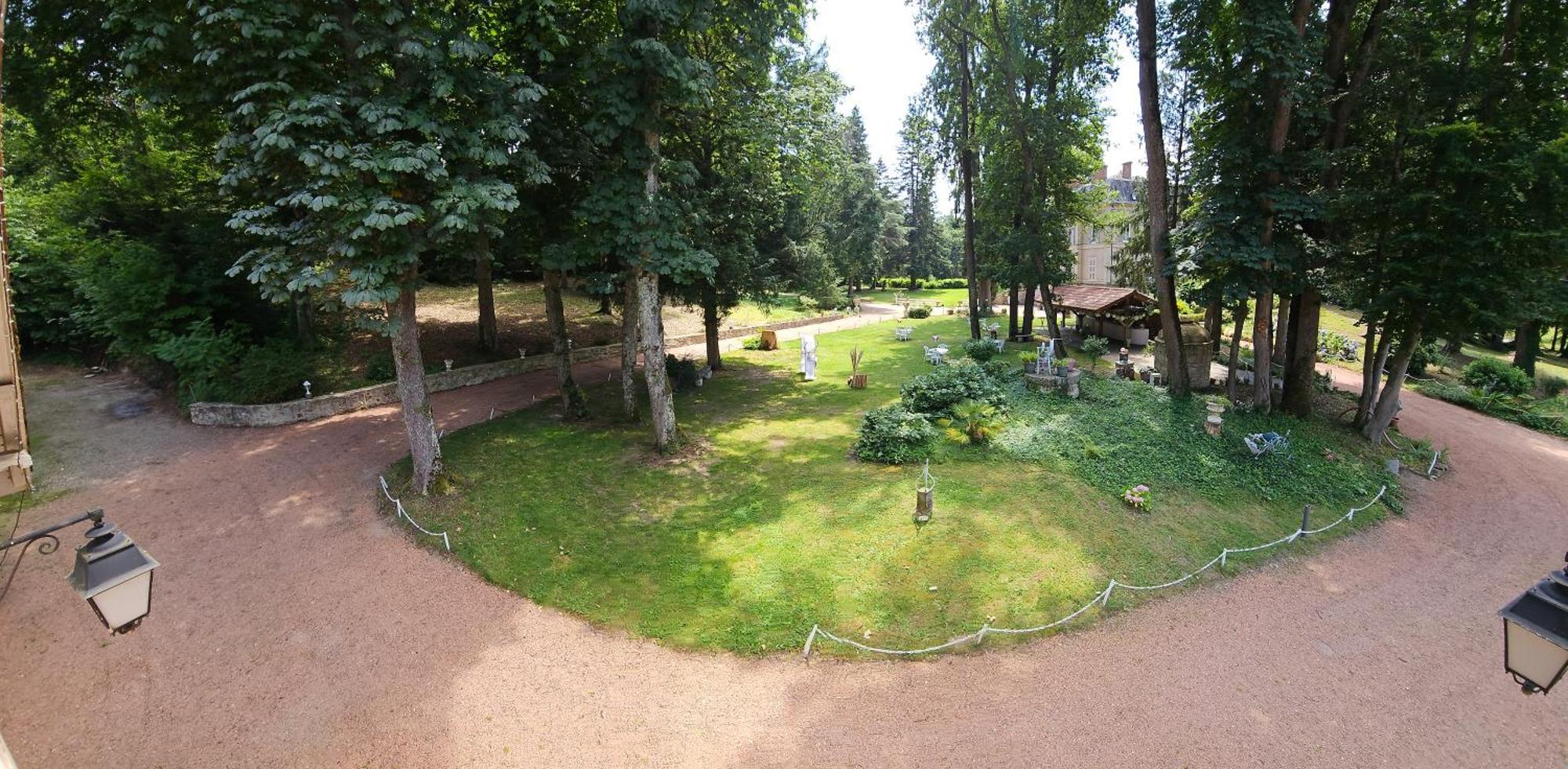 Chateau De Montsable Lezoux Exterior photo